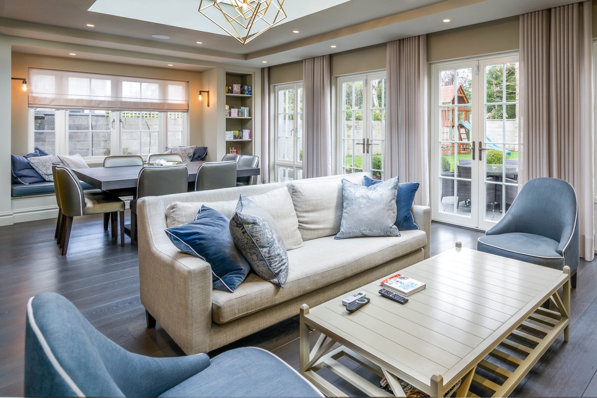 A Comprehensive Guide to Modern Window Materials: Timber, Aluminium, and Alu-Clad Windows